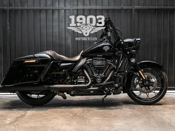 HARLEY-DAVIDSON ROAD KING SPECIAL 